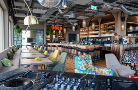 DE_SAL_ULM_me_and_all_hotel_ulm_1643012616.jpg