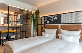 DE_SAL_ULM_me_and_all_hotel_ulm_1643012923.jpg