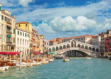 Venedig, Rialtobrücke | © GettyImages.com/mammuth