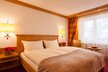 CH_WAL_AEC_Hotel_Holiday_1585922004.jpg