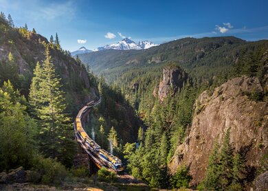 RMCheakamus_Canyon | © Rocky Mountaineer