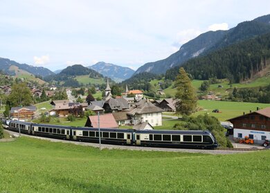 GoldenPass_Express_1