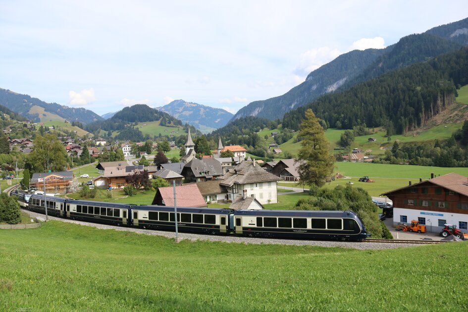 GoldenPass_Express_1