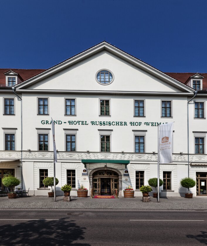 DE_THU_WEI_Best_Western_Premier_Grand_Hotel_Russischer_Hof_1477901605.jpg