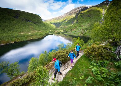 NO_OSL_XD1_Bahnwandern_in_Fjordnorwegen_1485438322.jpg
