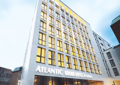 DE_BRE_BRE_ATLANTIC_Grand_Hotel_Bremen_1469099112.eps