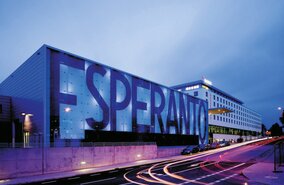 DE_HES_AHS_Hotel_Esperanto_1469019243.eps