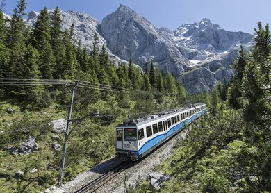 DE_OAL_X2F_Zugspitze___Alpspix___Hotel_Vier_Jahreszeiten_1622803604.jpg