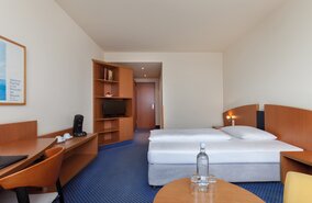 DE_ROS_LSU_Hotel_Baltic_Stralsund_1660745679.jpg