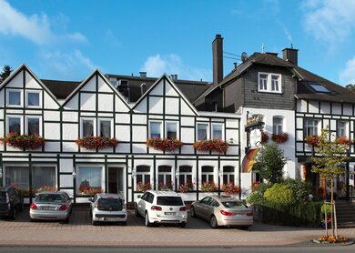 DE_SEW_WLI_Ringhotel_Posthotel_Usseln_1469020490.eps