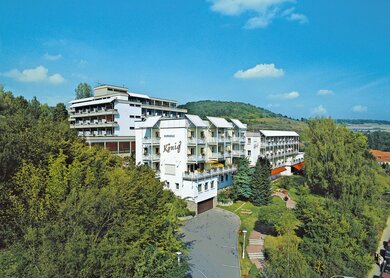 DE_BNR_MEH_Vitalhotel_K_nig_am_Park_1469017730.eps