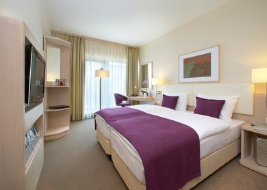 DE_RHE_KOB_GHOTEL_hotel___living_Koblenz_1469100994.eps