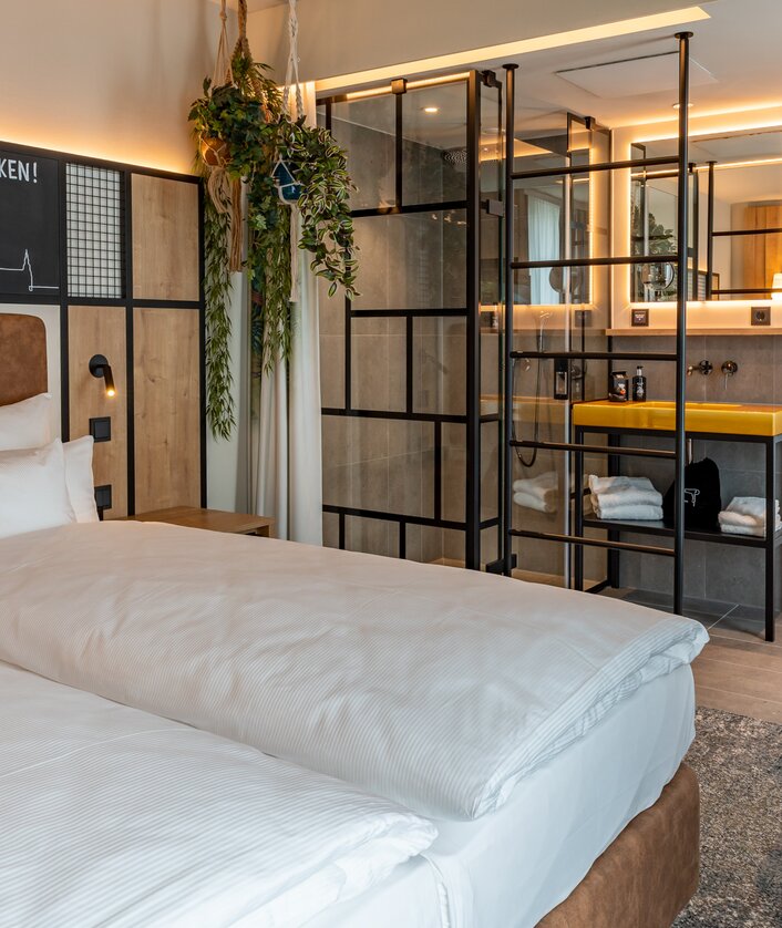 DE_SAL_ULM_me_and_all_hotel_ulm_1643012969.jpg