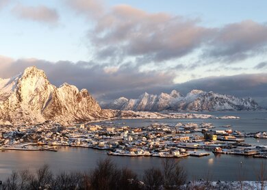 NO_TOS_VRI_Winterspektakel_Norwegen___Zwischen_Nordlichtern_und_Schneewelten_1688036591.jpg