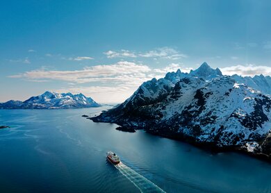 EUR_NEU_X03_Hurtigruten_Nordkap_Kreuzfahrt_1689590000.jpg