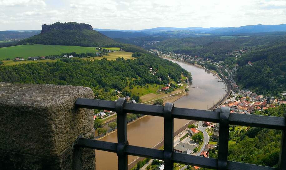 Blick zum Lilienstein im Sandsteingebirge | © bstrupp/pixabay.com