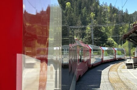 Fahrt im Glacier Express | © Verena Cezanne