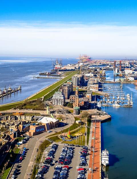 Blick auf den Hafen in Bremerhaven von oben | © Gettyimages.com/Thomas Moeller