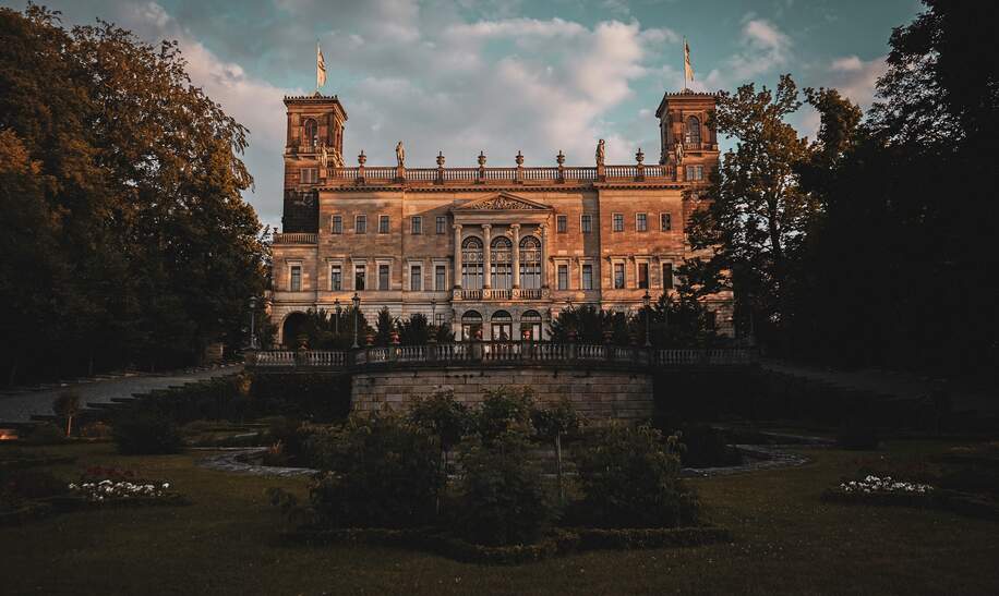 Dresden Elbschloss, Schloss Albrechtsberg Lingerschloss in der Abenddämmerung | © Michael R. Hennig (DML-BY)