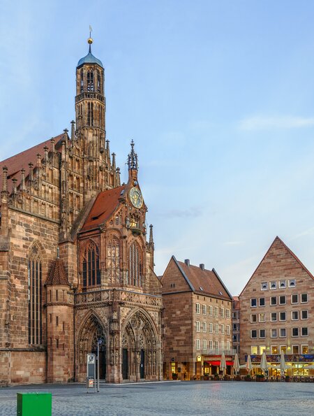 Blick auf die Frauenkirche in Nürnberg | © Gettyimages.com/Borisb17