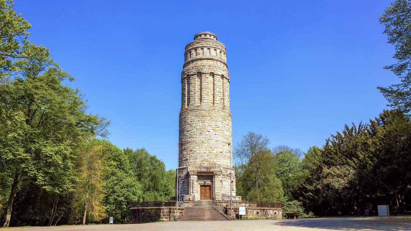 Blick auf den Bismarckturm in Bochum | © Gettyimages.com/VanReeel