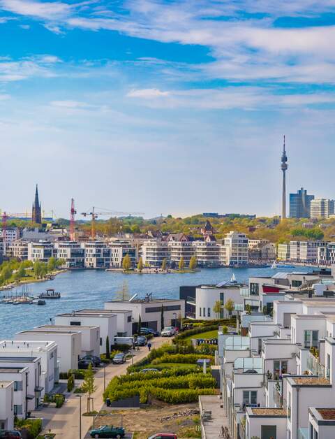 Blick ueber die Stadt Dortmund und den Phoenixsee | © Gettyimages.com/ALEXANDRA FAKIRI