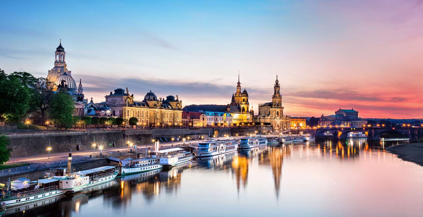 Silhouette Dresden vor Wasser | © Frederik Schrader (DML-BY-NC)