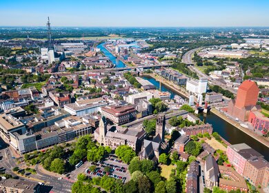 Skyline Duisburg in  | © GettyImages.com/saiko3p