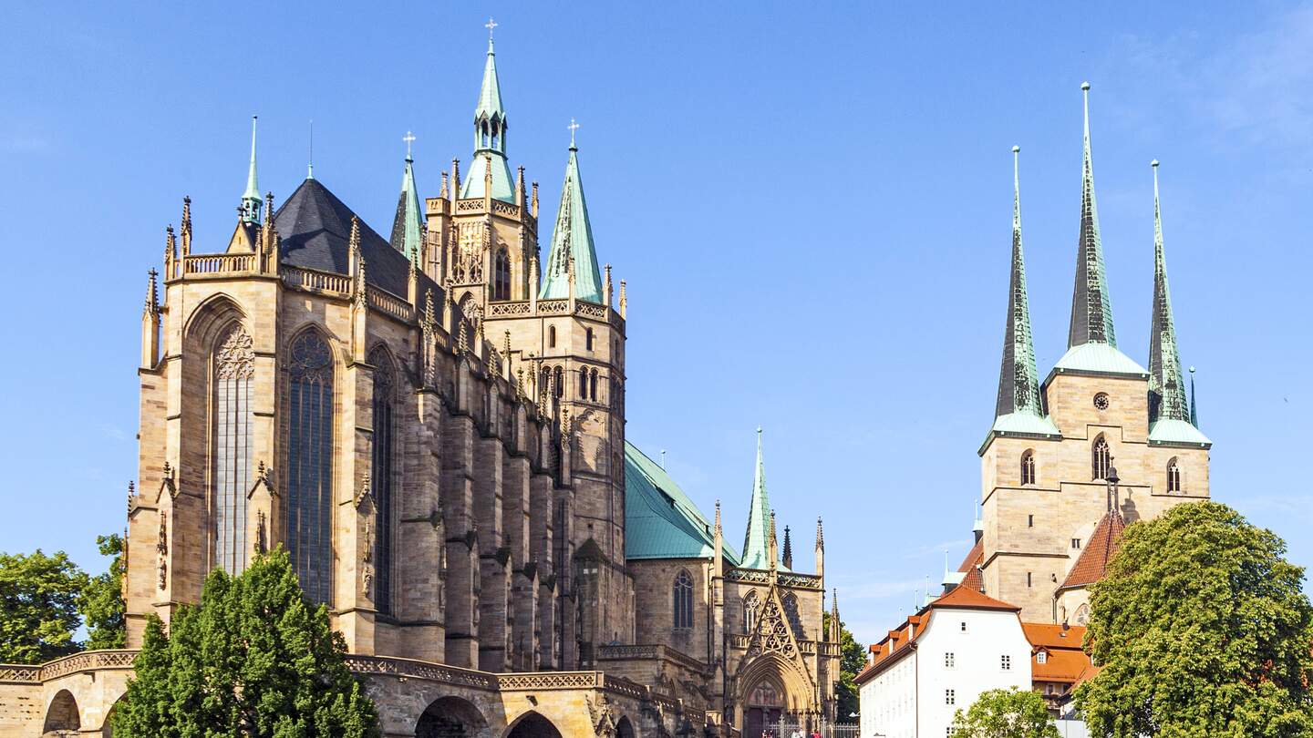 Blick auf den Dom von Erfurt | ©  Gettyimages.com/Meinzahn