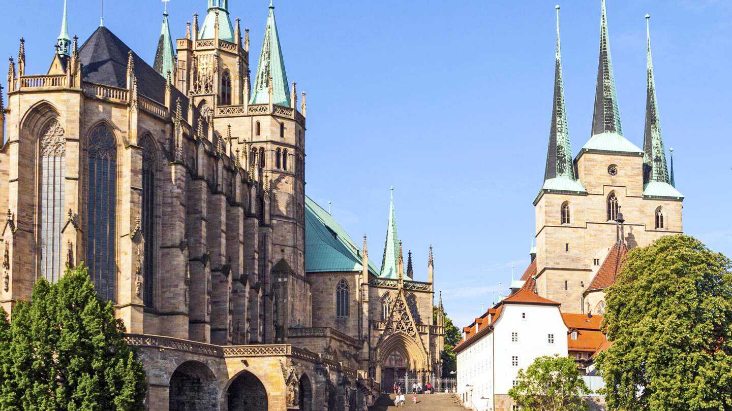 Blick auf den Dom von Erfurt | ©  Gettyimages.com/Meinzahn