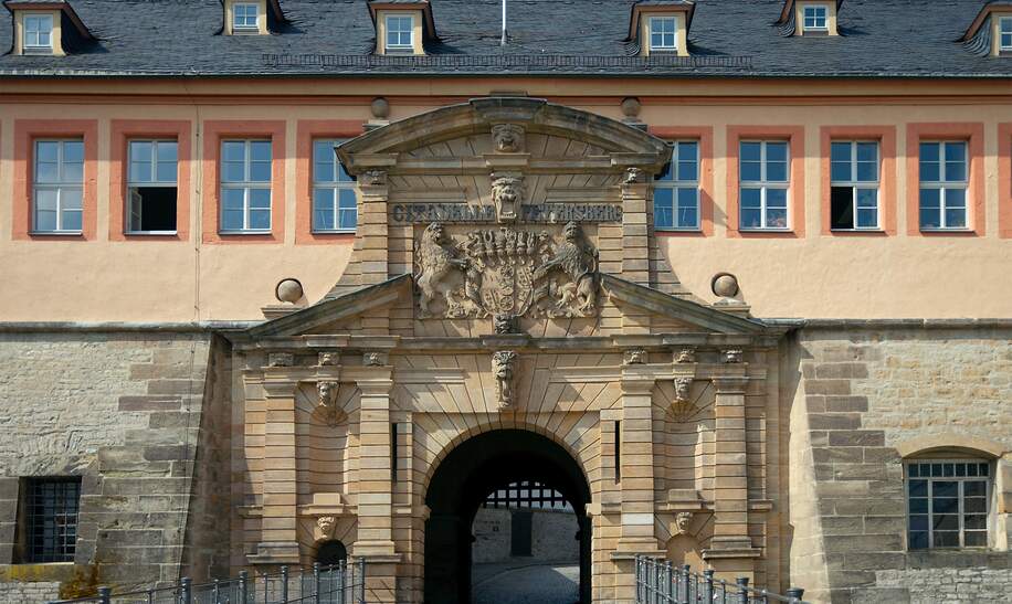 Peterstor der Petersberzitadelle in Erfurt | © Gettyimages.com/tosha11