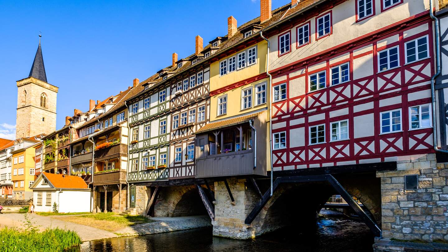 Blick von unten auf die Kramerbruecke | © Gettyimages.com/FooTToo
