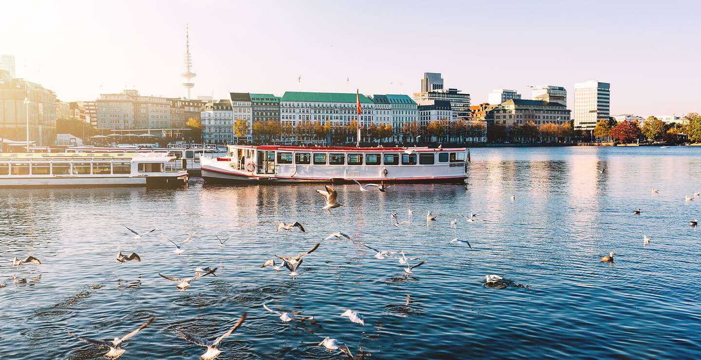 Hamburg Hotel + Bahn AmeropaReisen