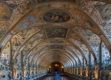Innenansicht des Antiquariums der Residenz in München mit Schlossbaukunst des 17. Jahrhunderts | © Pixabay.com/blizniak