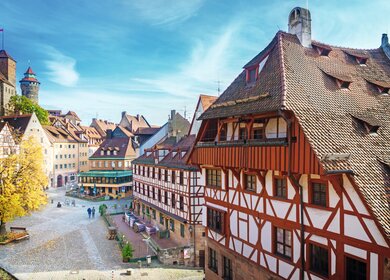 Altstadt von Nuernberg am sonnigen Herbsttag | © Gettyimages.com/neirfy