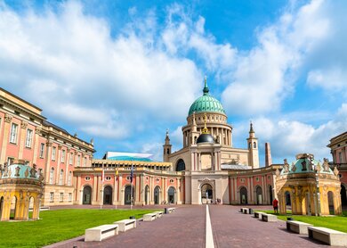 Der Landtag oder das Parlament des Landes Brandenburg in Potsdam | © Gettyimages.com/Leonid Andronov