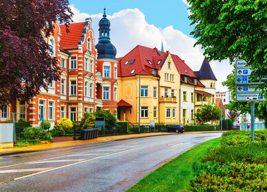 Altstadt mit bunten Haeusern in Schwerin | © Gettyimages.com/scanrail