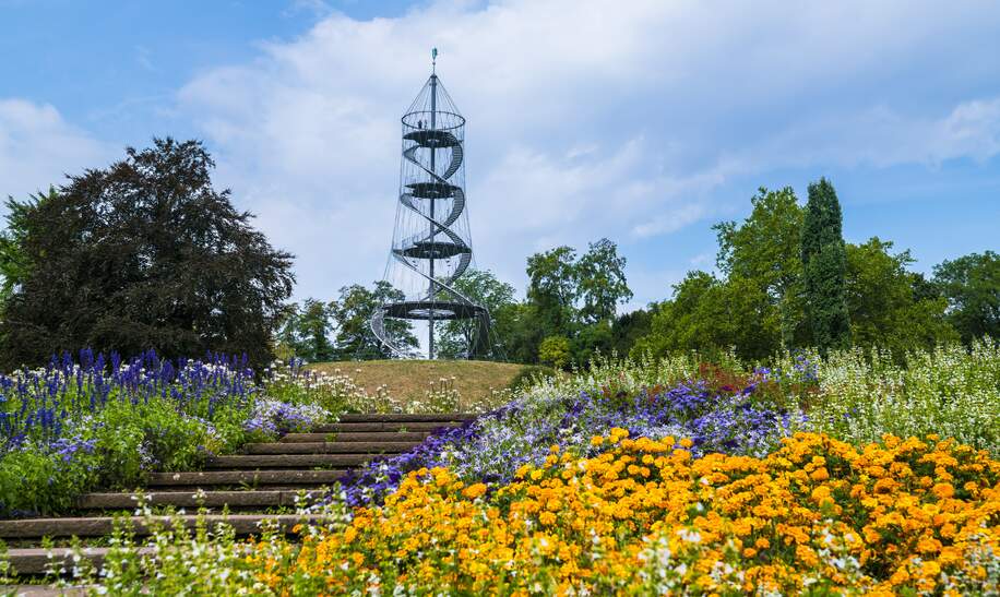 Hoehenpark Killesberg, Stuttgart mit bunten Blumen | ©  Gettyimages.com/Simon Dux