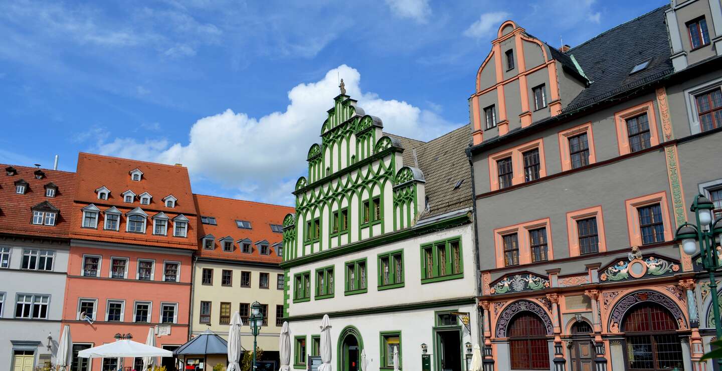 Blick auf einige Gebaeude der Weimarer Altstadt | © Gettyimages.com/ivanadb