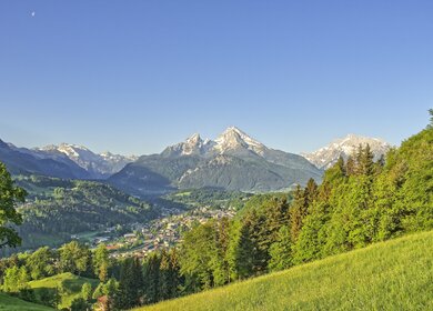 Historische Stadt Berchtesgaden mit Watzmann Berg | © Gettyimages.com/Max.T
