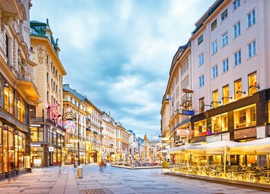 Graben, eine der berühmtesten Einkaufsstraßen in der Wiener Innenstadt | © Gettyimages.com/benedek