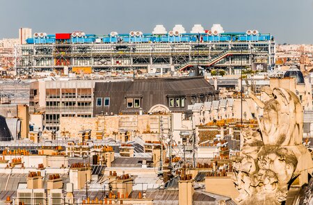 Luftaufnahme des Beaubourg Viertels mit dem Centre Pompidou in Paris  | © Gettyimages.com/OSTILL