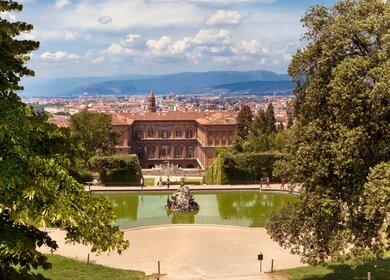 Ansicht des Pitti-Palast und Boboli-Gärten | © GettyImages.com/	olgysha2008
