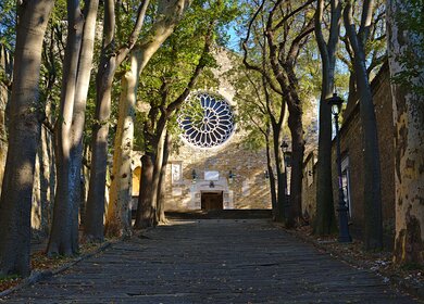 Kathedrale von Triest - San Giusto, eine Sehenswürdigkeit in der italienischen Hafenstadt | © Gettyimages.com/Mathias Calabotta