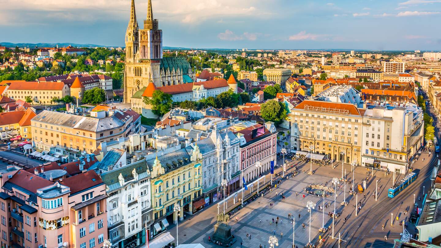 Altstadt Kirche Zagreb Hauptstadt Kroatien | © Gettyimages.com/Dreamer4787