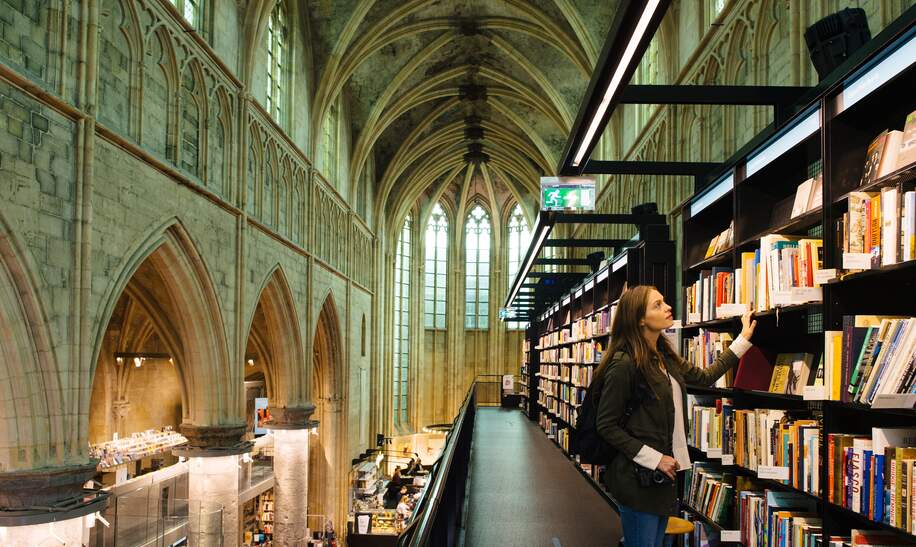 Innenansicht Bibliothek Maastricht  | © Jan Bijl Fotografie