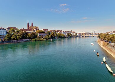 Blick auf den Rhein in Basel | © Gettyimages.com/svanaerschot