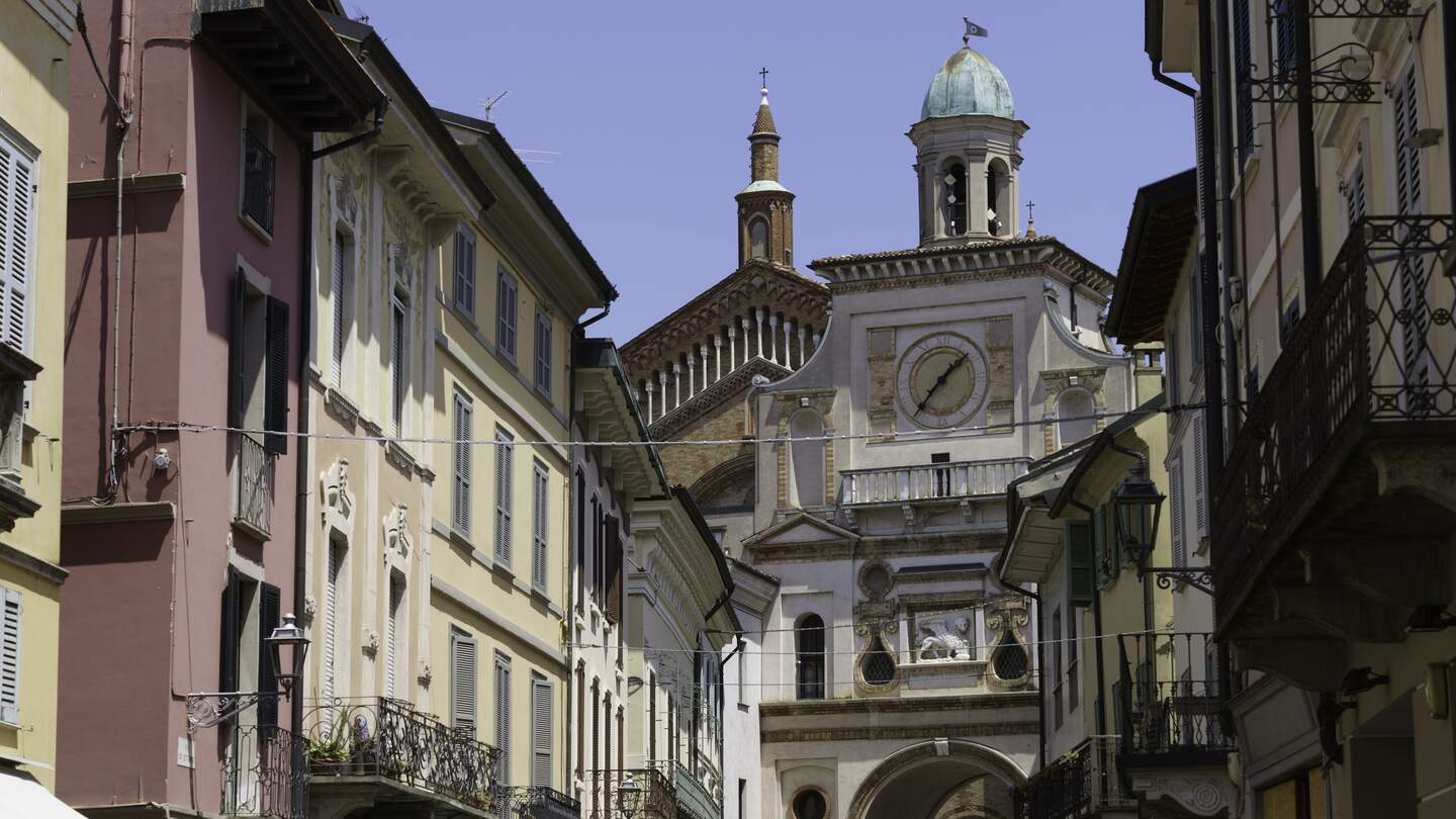 Das historische Zentrum von Crema, in der Provinz Cremona, Lombardei, Italien | © Gettyimages.com/clodio