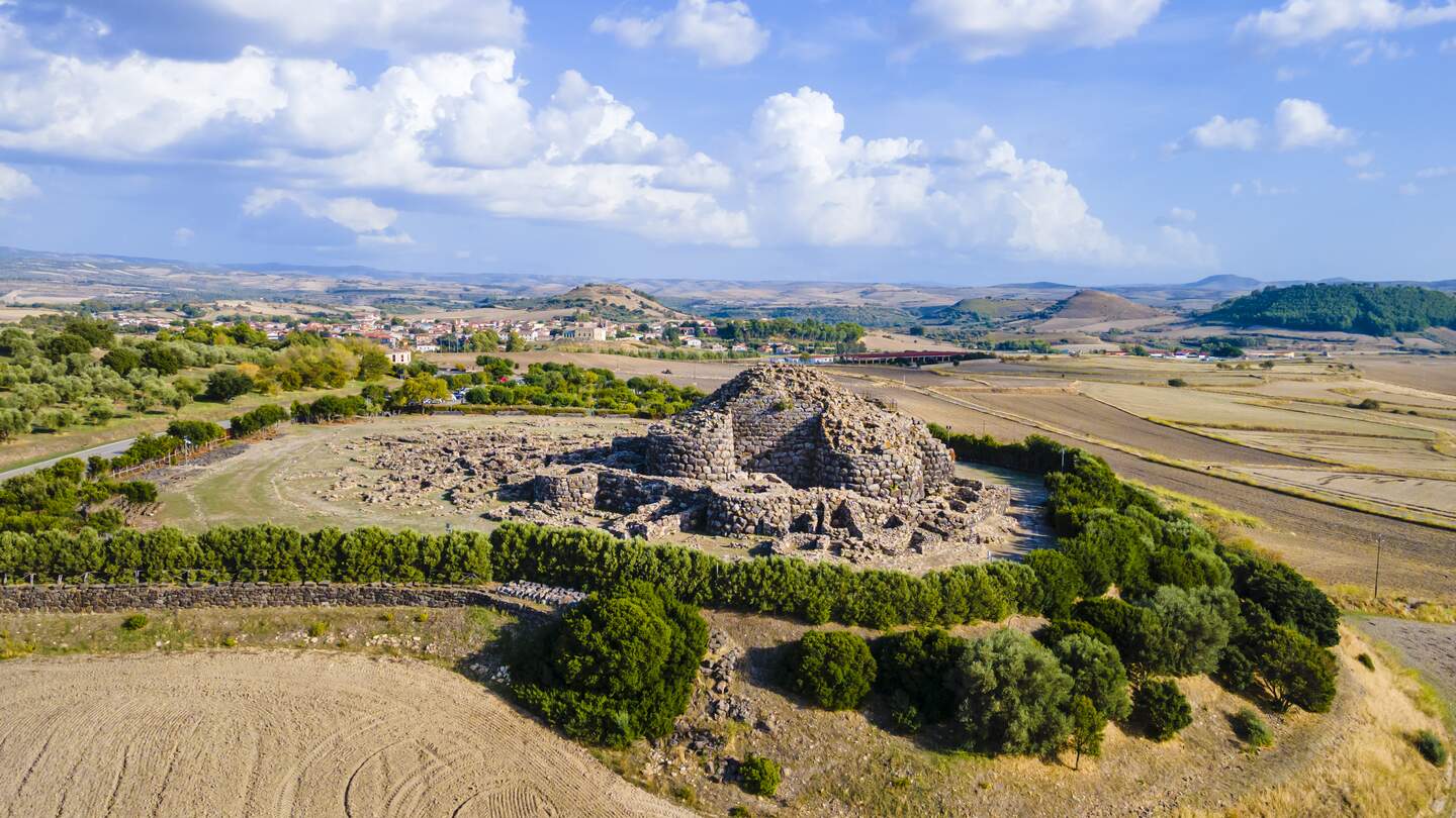 Antike Anlage Nuraghe Su Nuraxi in Barumini auf Sardinien | © Gettyimages.com/Orietta Gaspari