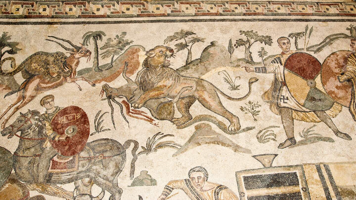 Mosaikfragment Römische Villa Romana del Casale, Sizilien. UNESCO-Weltkulturerbe. Die ersten Fotos nach der Entdeckung im April 2011. | © Gettyimages.com/vladj55